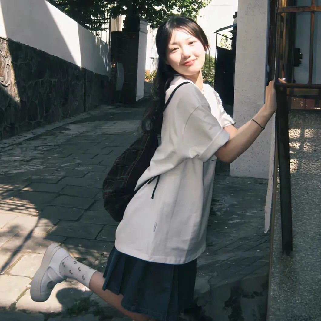 毕业有蜥望 海报